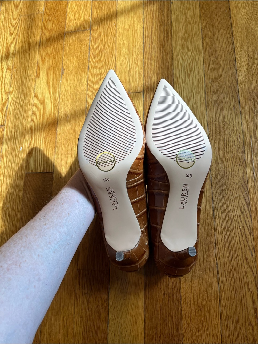 New Lauren Ralph Lauren Lanette GSLY Embossed Crocodile Brown Pumps Sz 10 Read - Picture 5 of 12